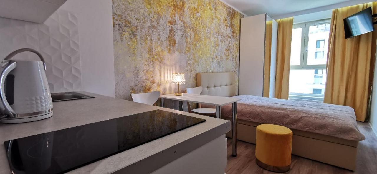Wow Flou Przystan Letnica Apartamenty 700M Plaza Гданськ Екстер'єр фото
